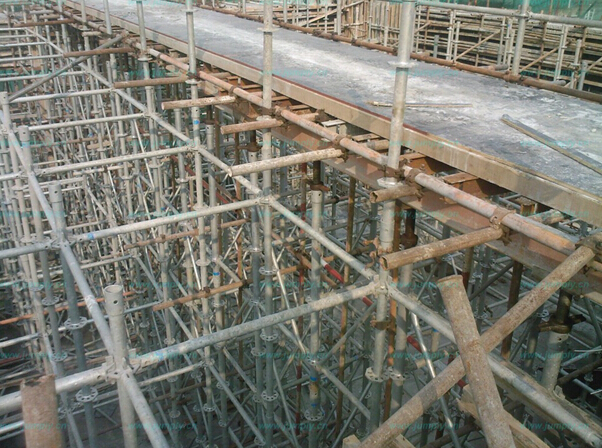 【建筑鋼管腳手架】完工后理應(yīng)“功成身退”！